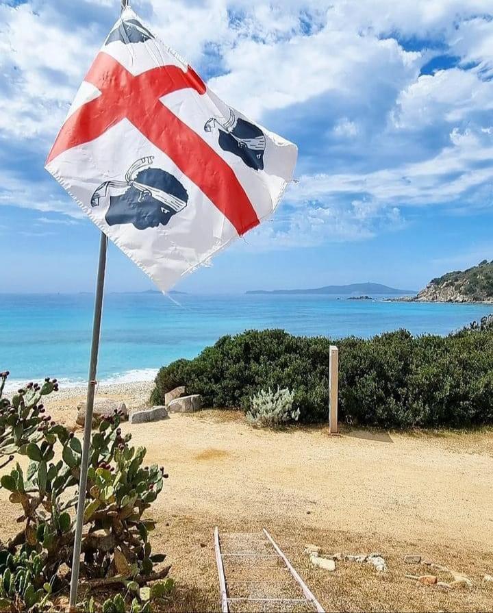 Casa Vacanze “Dolce Sosta” Quartu SantʼElena Esterno foto